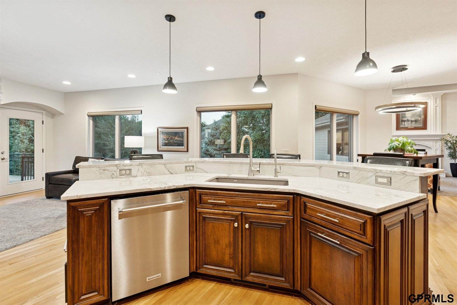 1209 North 188 Street, Elkhorn, NE 68022