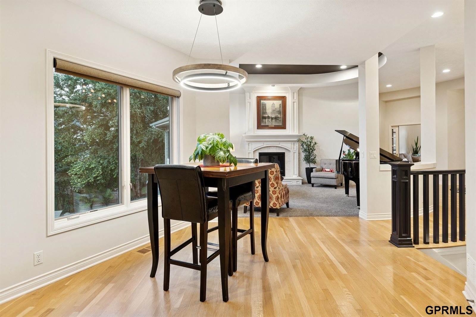 1209 North 188 Street, Elkhorn, NE 68022