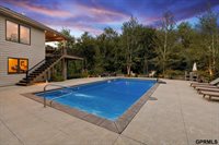 1209 North 188 Street, Elkhorn, NE 68022