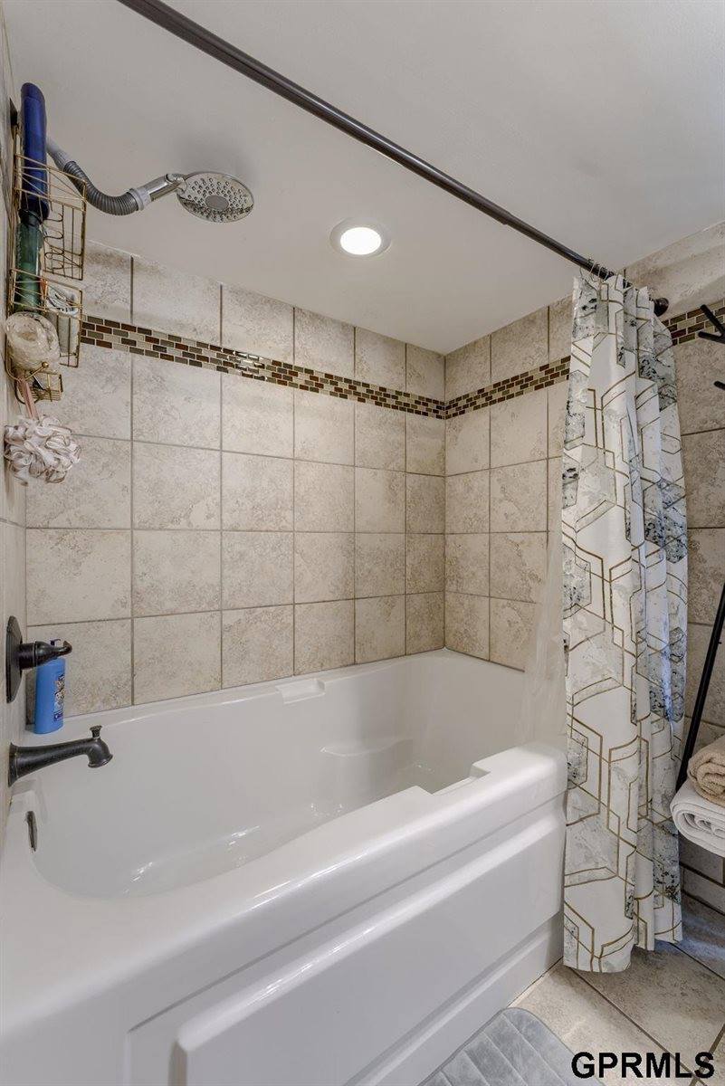 1524 Trumball Terrace, Plattsmouth, NE 68048