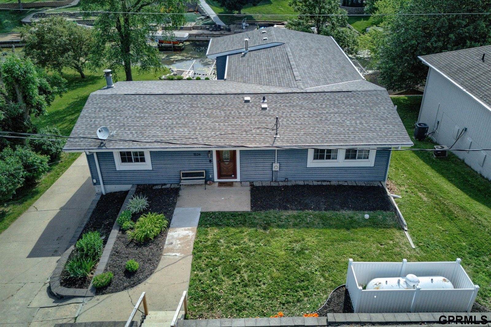 1524 Trumball Terrace, Plattsmouth, NE 68048