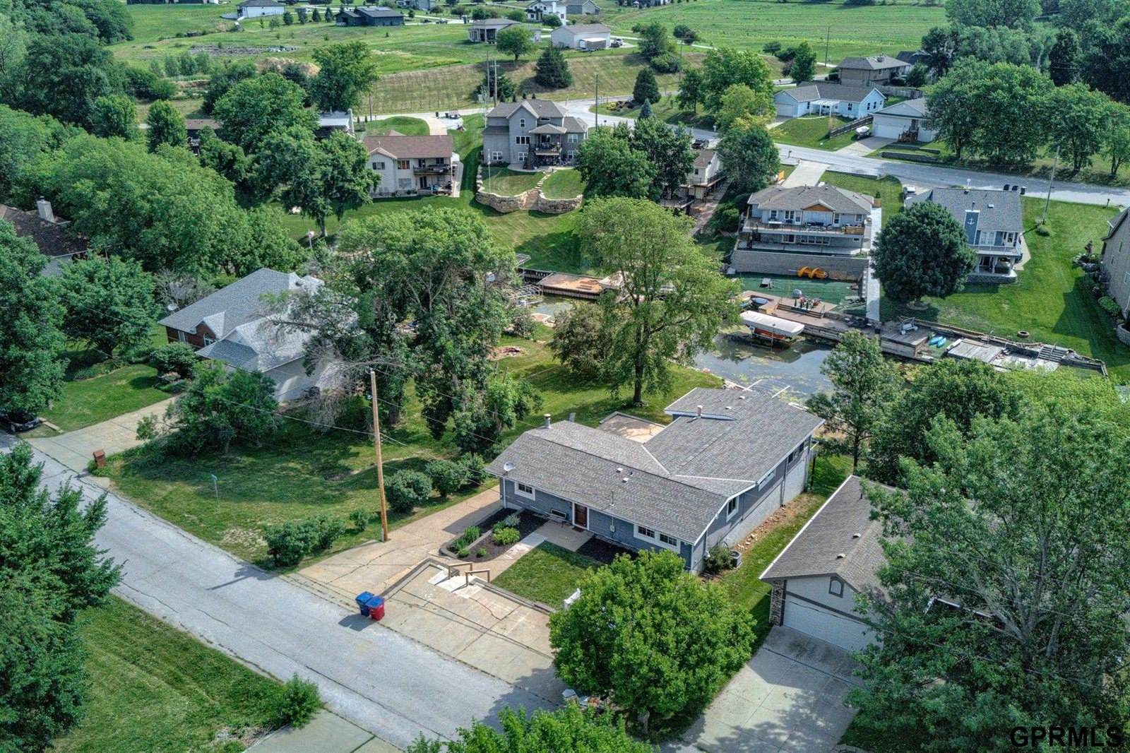 1524 Trumball Terrace, Plattsmouth, NE 68048