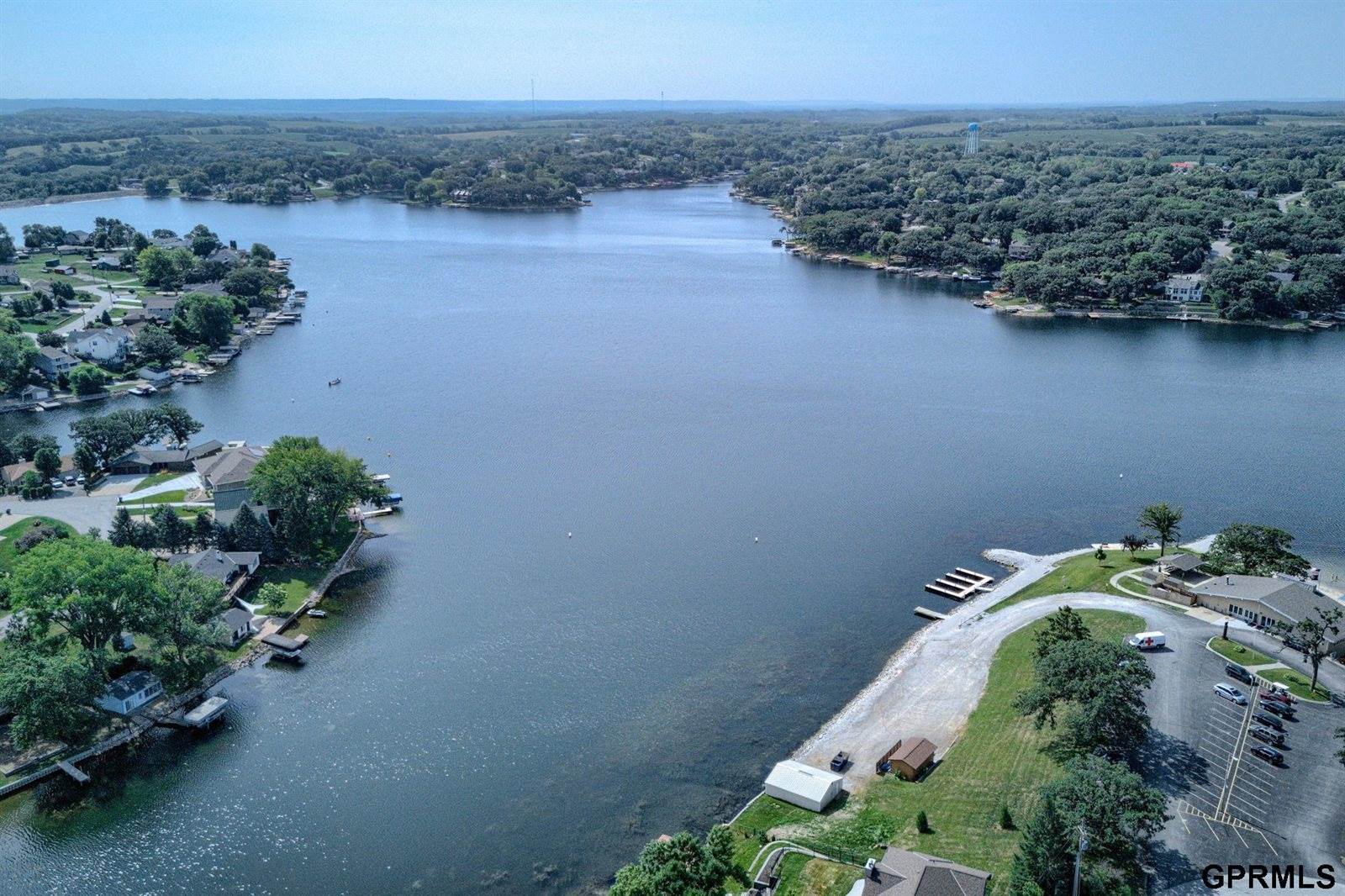 1524 Trumball Terrace, Plattsmouth, NE 68048