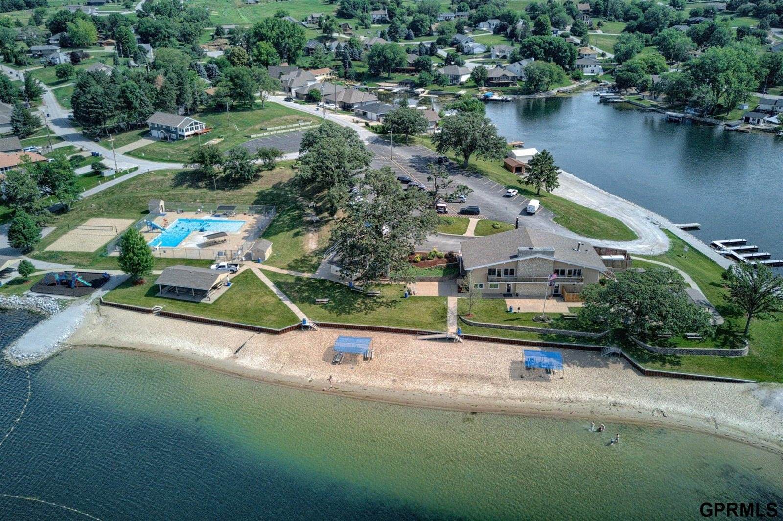 1524 Trumball Terrace, Plattsmouth, NE 68048