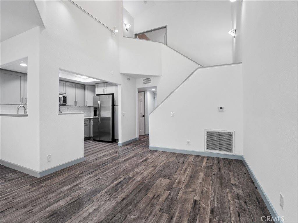 11374 Old Ranch Circle, Chatsworth, CA 91311