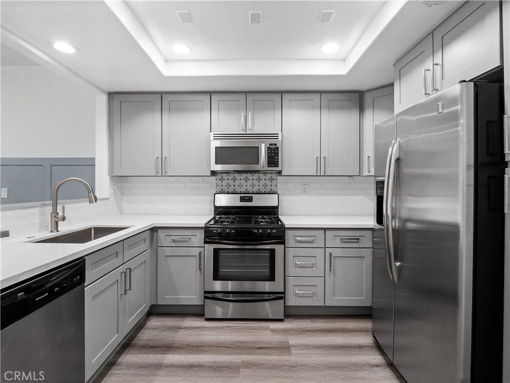 11374 Old Ranch Circle, Chatsworth, CA 91311