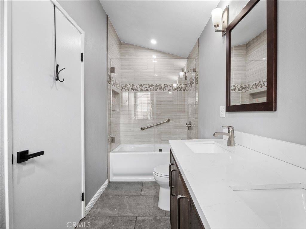 11374 Old Ranch Circle, Chatsworth, CA 91311