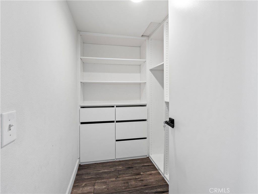 11374 Old Ranch Circle, Chatsworth, CA 91311