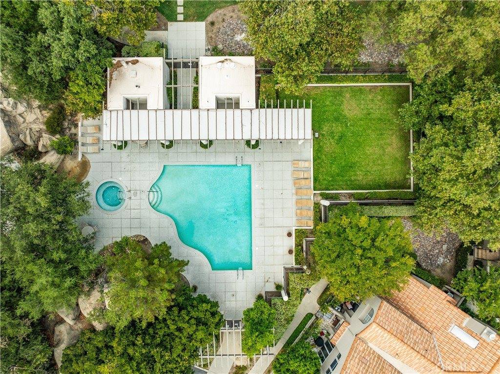 11374 Old Ranch Circle, Chatsworth, CA 91311