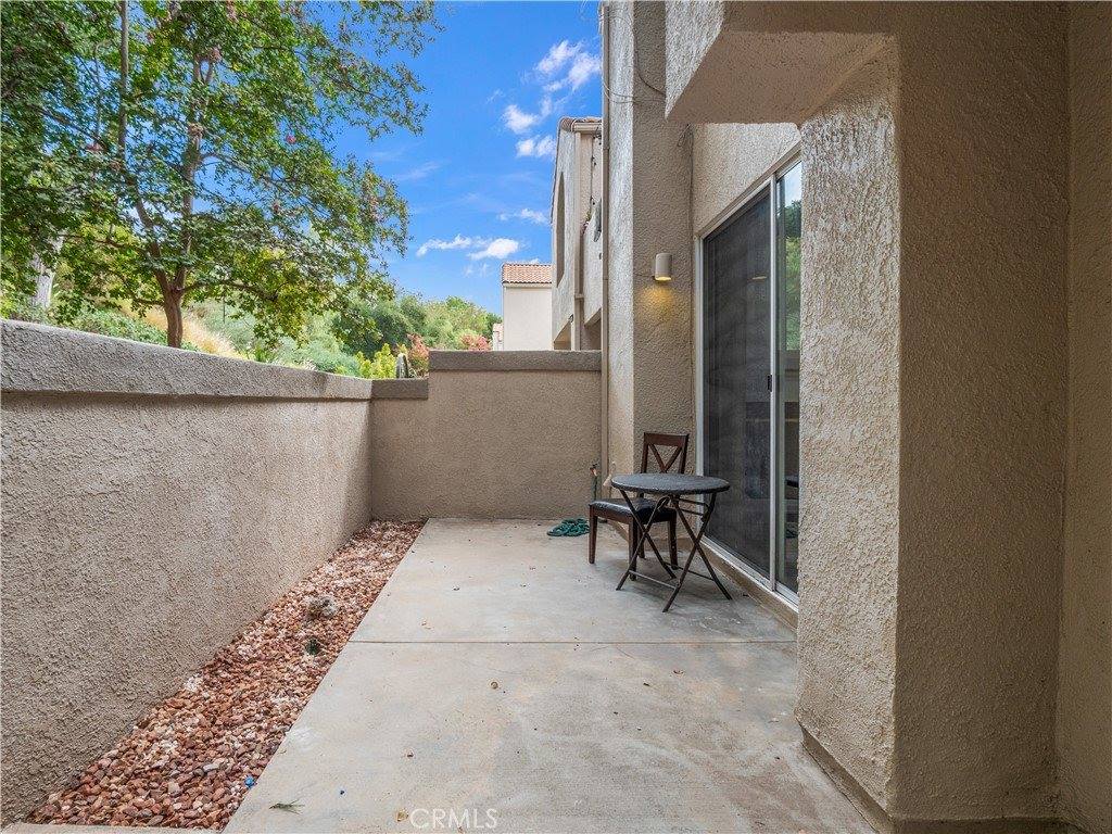 11374 Old Ranch Circle, Chatsworth, CA 91311