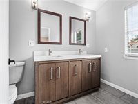 11374 Old Ranch Circle, Chatsworth, CA 91311