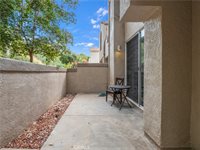 11374 Old Ranch Circle, Chatsworth, CA 91311