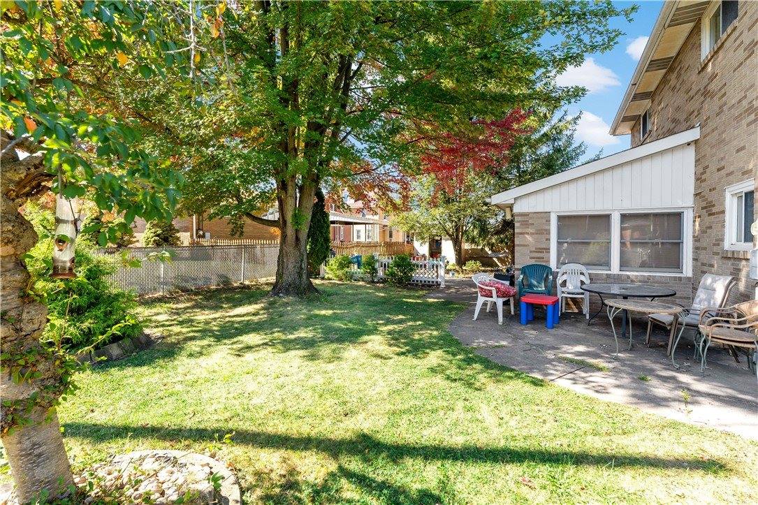 38 May Ave, Stowe Township, PA 15136