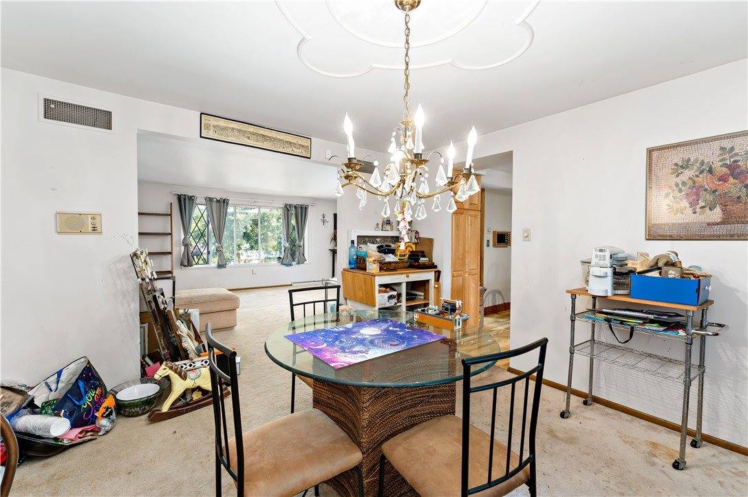 38 May Ave, Stowe Township, PA 15136