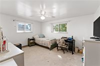 38 May Ave, Stowe Township, PA 15136