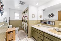 38 May Ave, Stowe Township, PA 15136