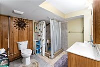 38 May Ave, Stowe Township, PA 15136