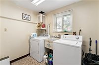 38 May Ave, Stowe Township, PA 15136