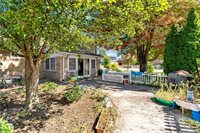 38 May Ave, Stowe Township, PA 15136