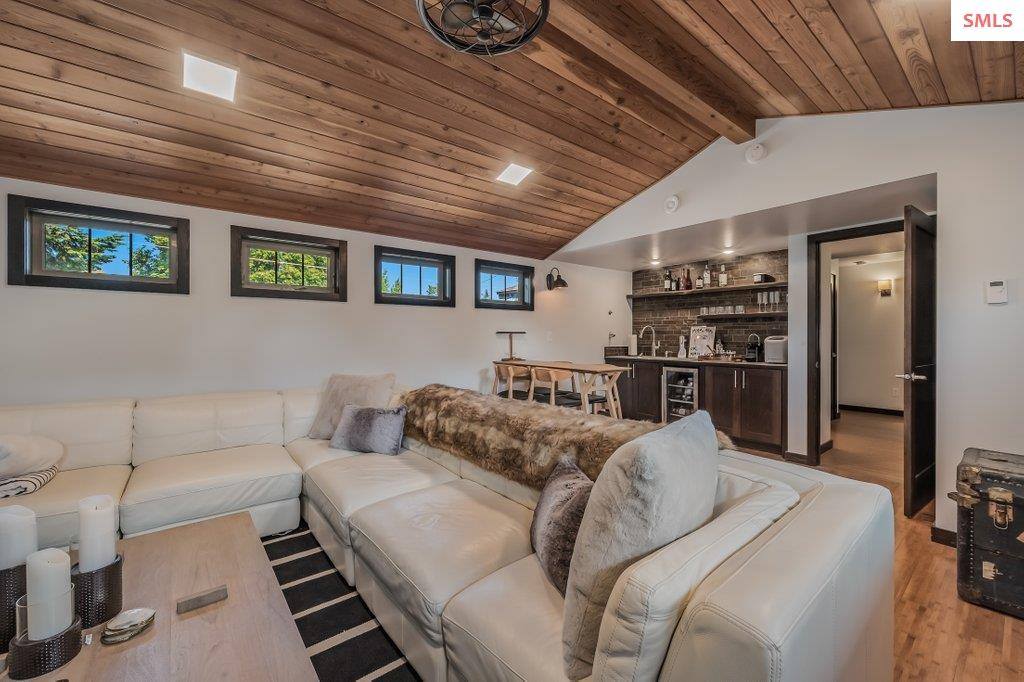 1205 W Lake St., Sandpoint, ID 83864