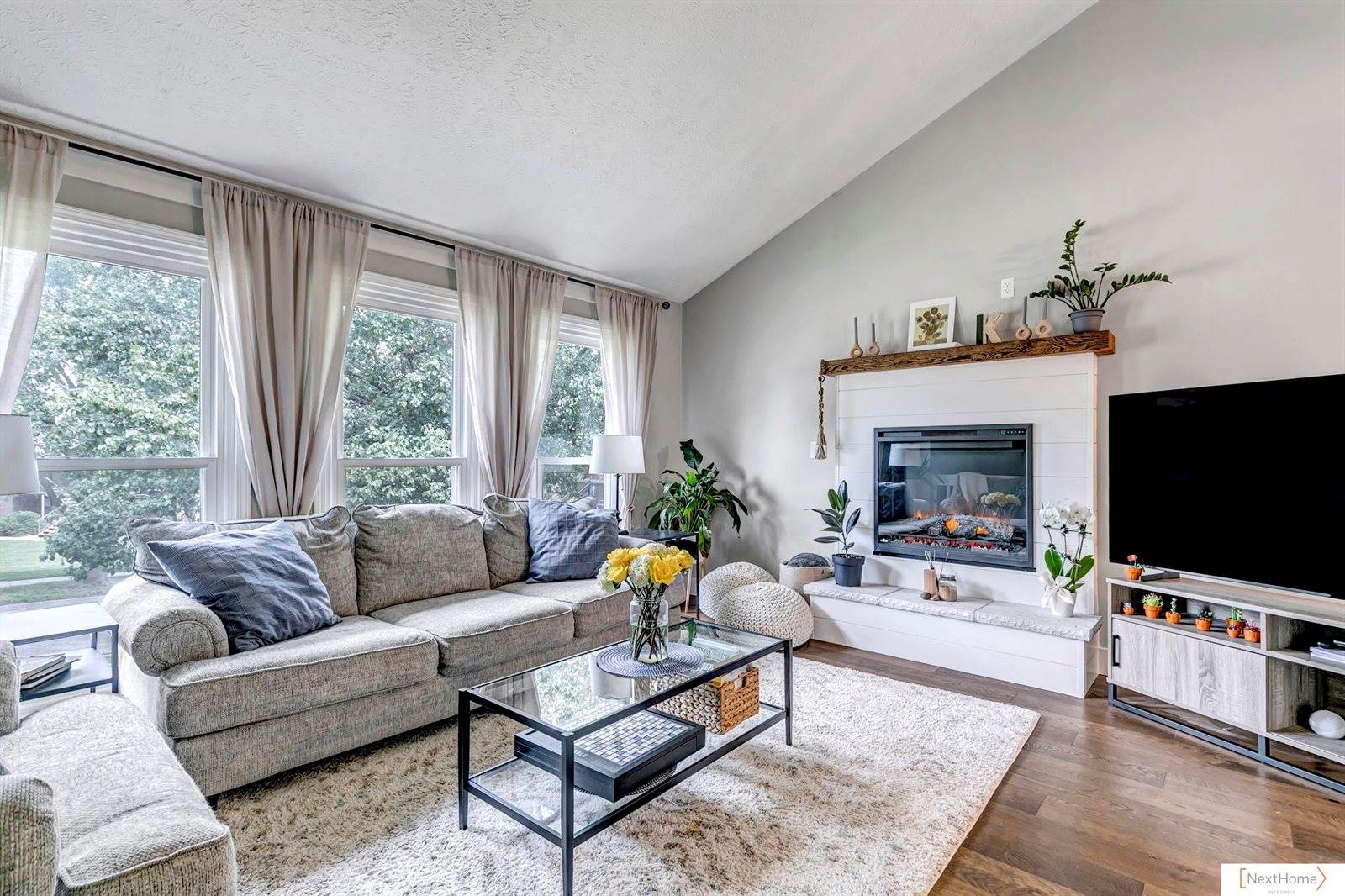 5011 London Road, Lincoln, NE 68516