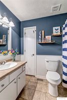 5011 London Road, Lincoln, NE 68516