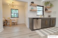 5143 Holdrege Street, Lincoln, NE 68504