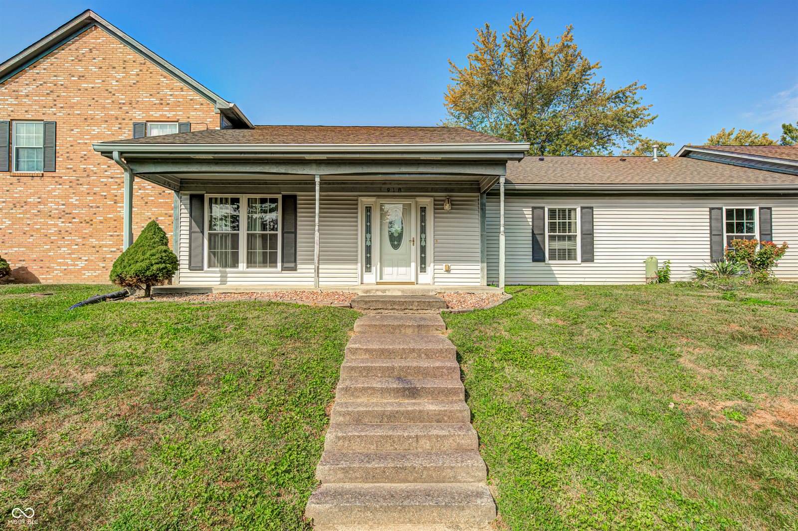 918 Ardsley Drive, Indianapolis, IN 46234