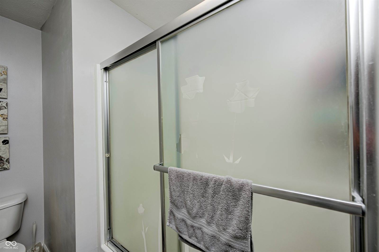 918 Ardsley Drive, Indianapolis, IN 46234