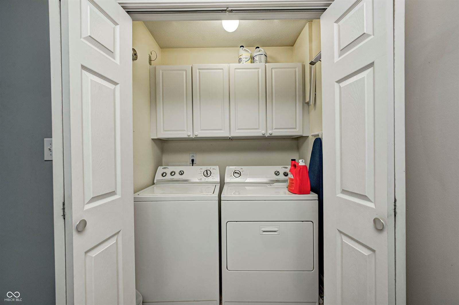 918 Ardsley Drive, Indianapolis, IN 46234