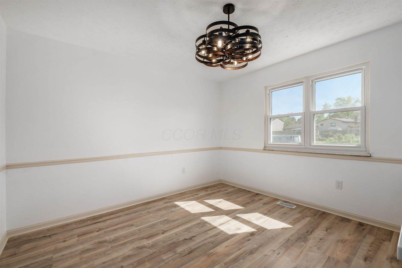 1969 Forest Lake Court, Grove City, OH 43123