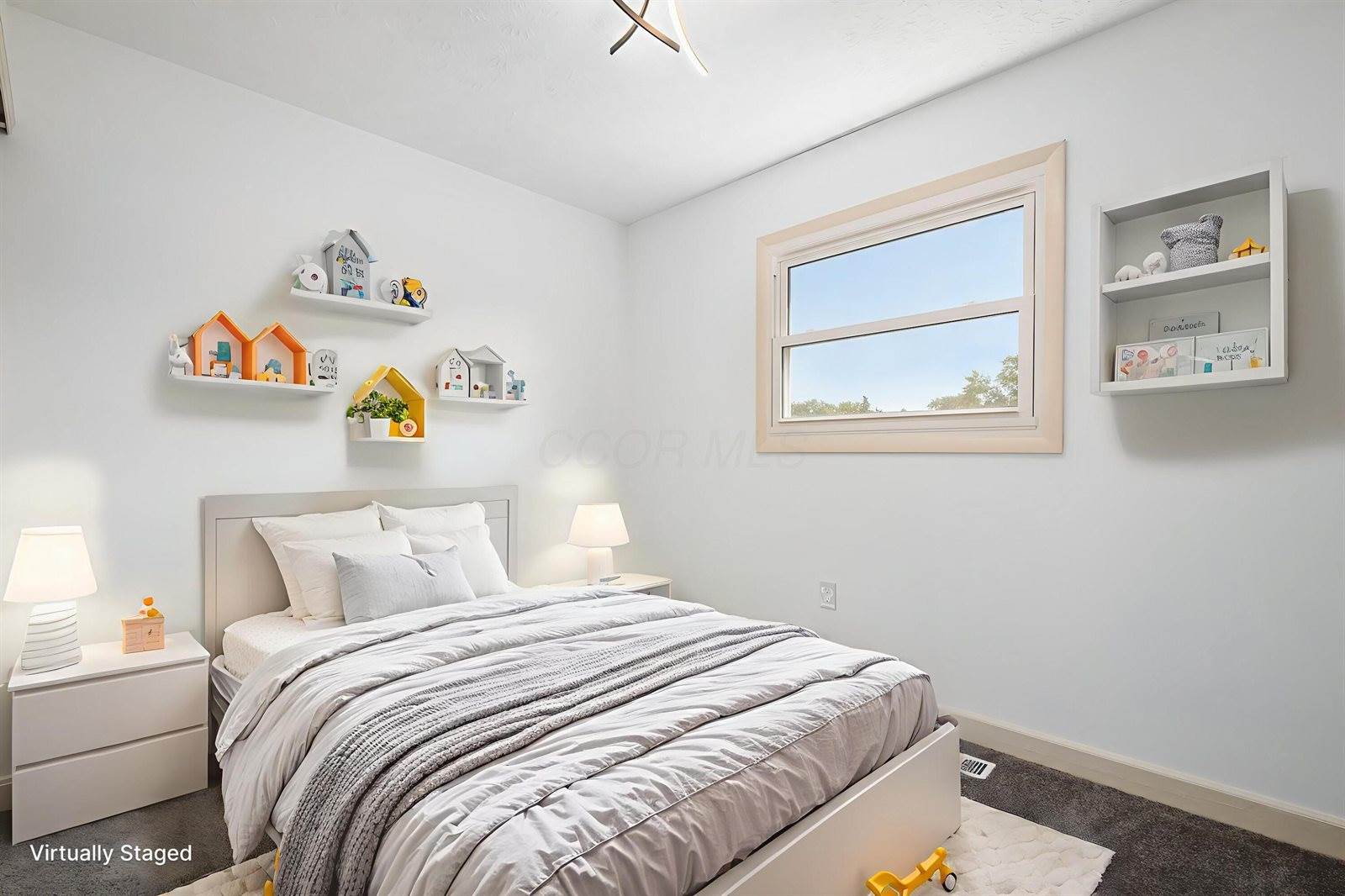 1969 Forest Lake Court, Grove City, OH 43123