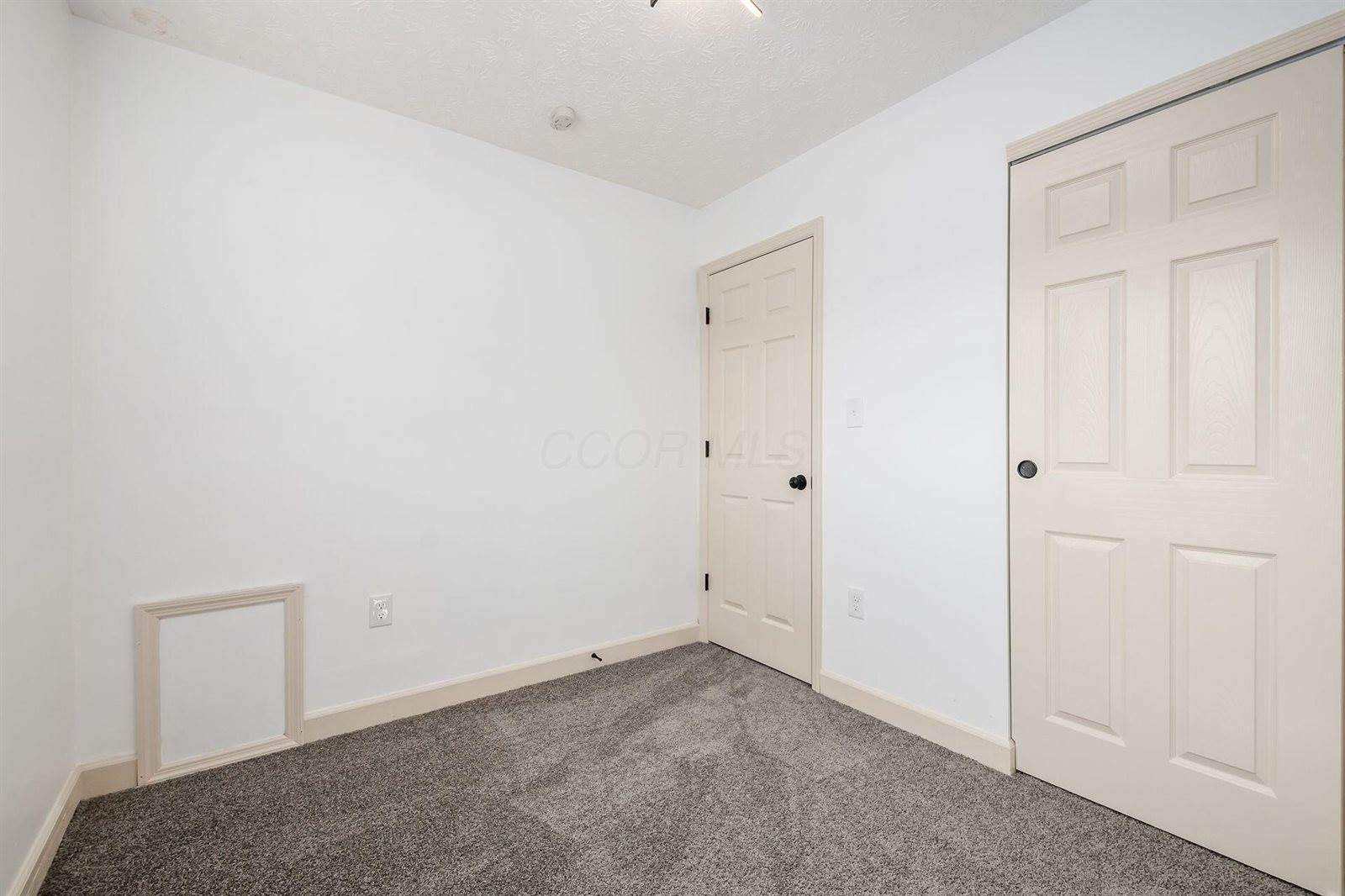 1969 Forest Lake Court, Grove City, OH 43123