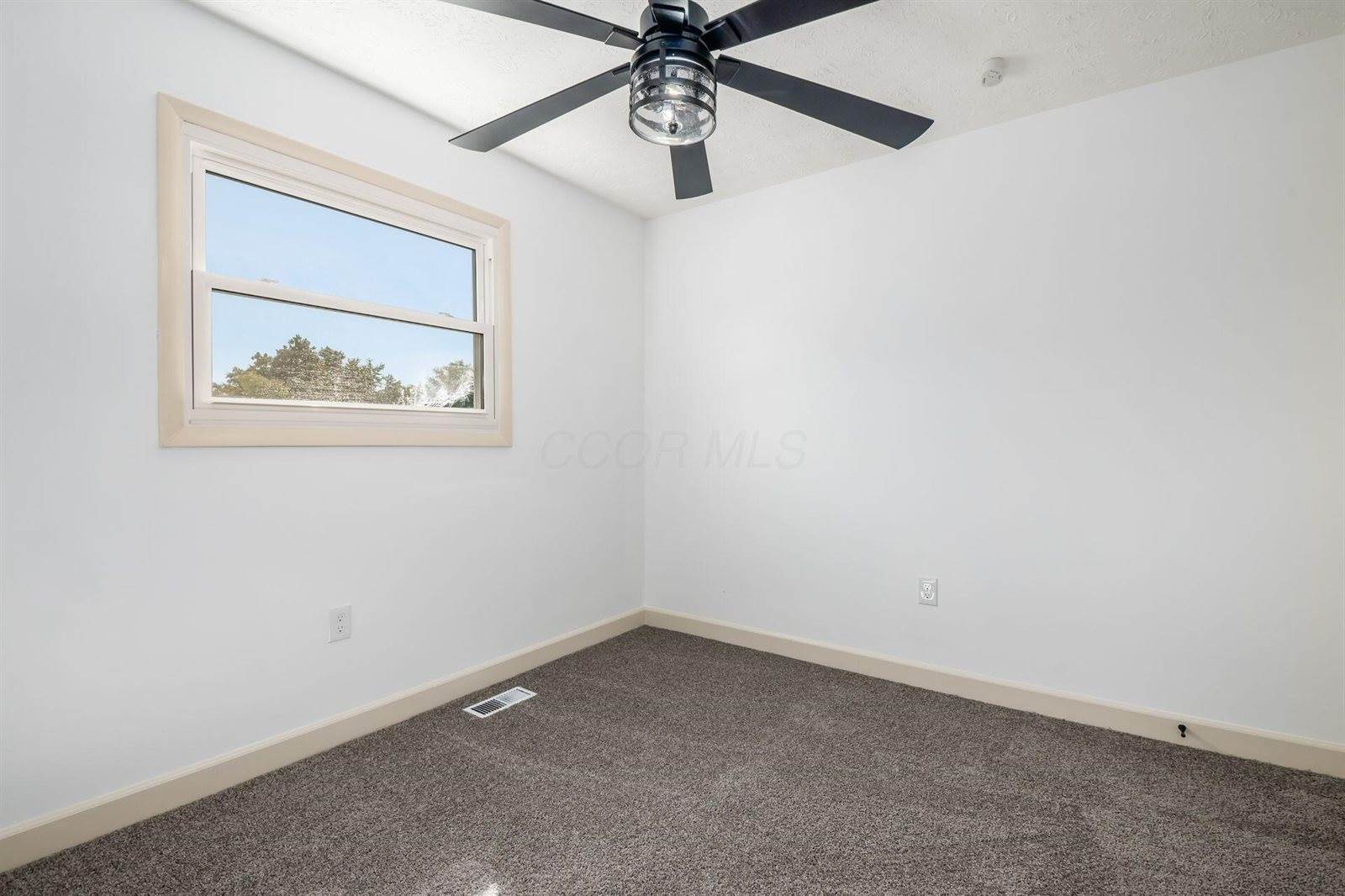 1969 Forest Lake Court, Grove City, OH 43123