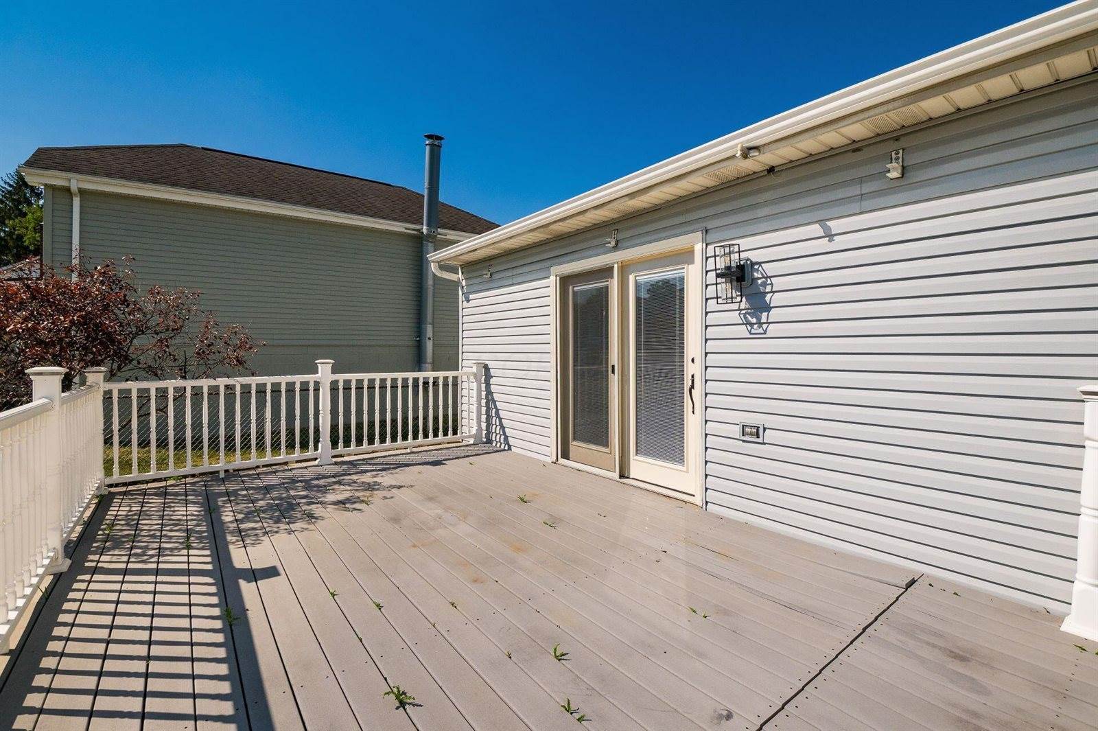 1969 Forest Lake Court, Grove City, OH 43123