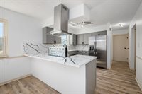 1969 Forest Lake Court, Grove City, OH 43123