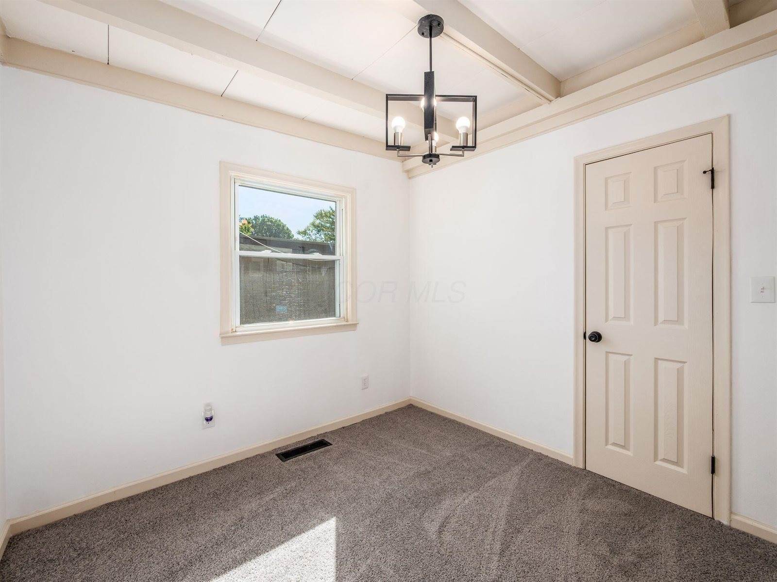 2458 Edgevale Road, Columbus, OH 43221