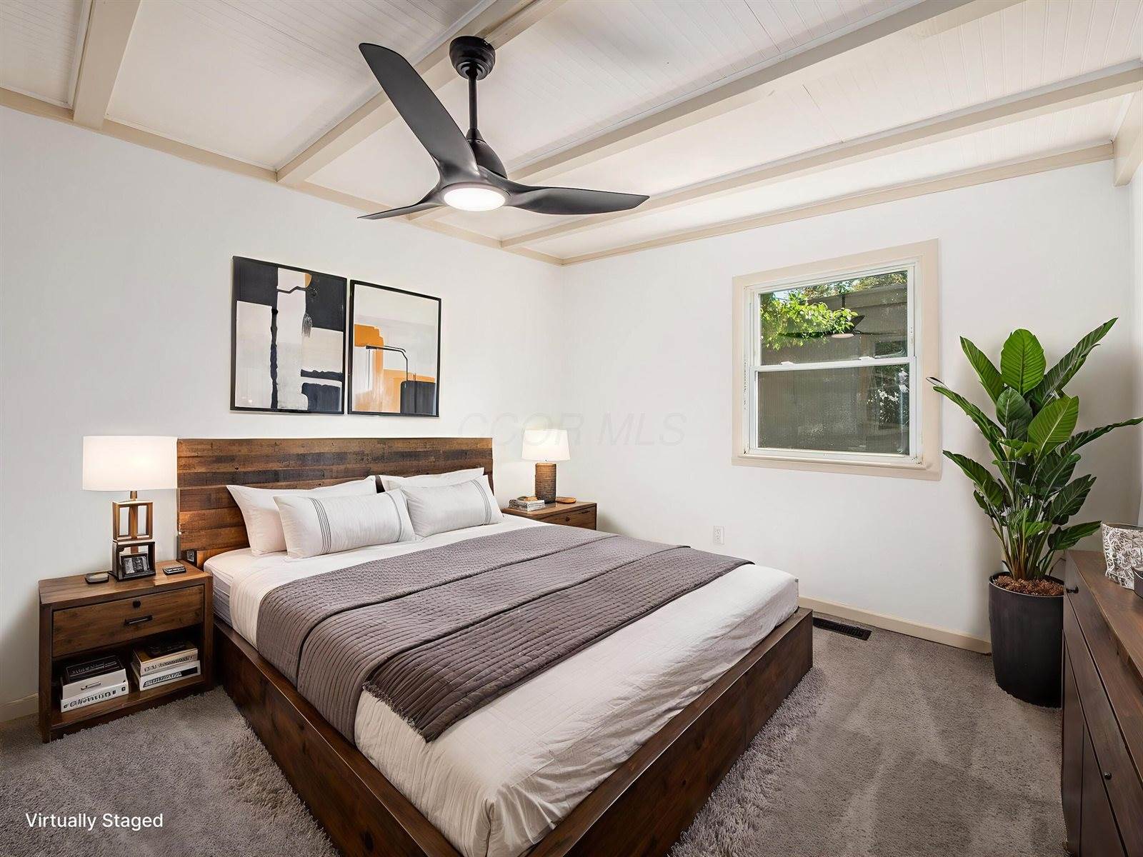 2458 Edgevale Road, Columbus, OH 43221