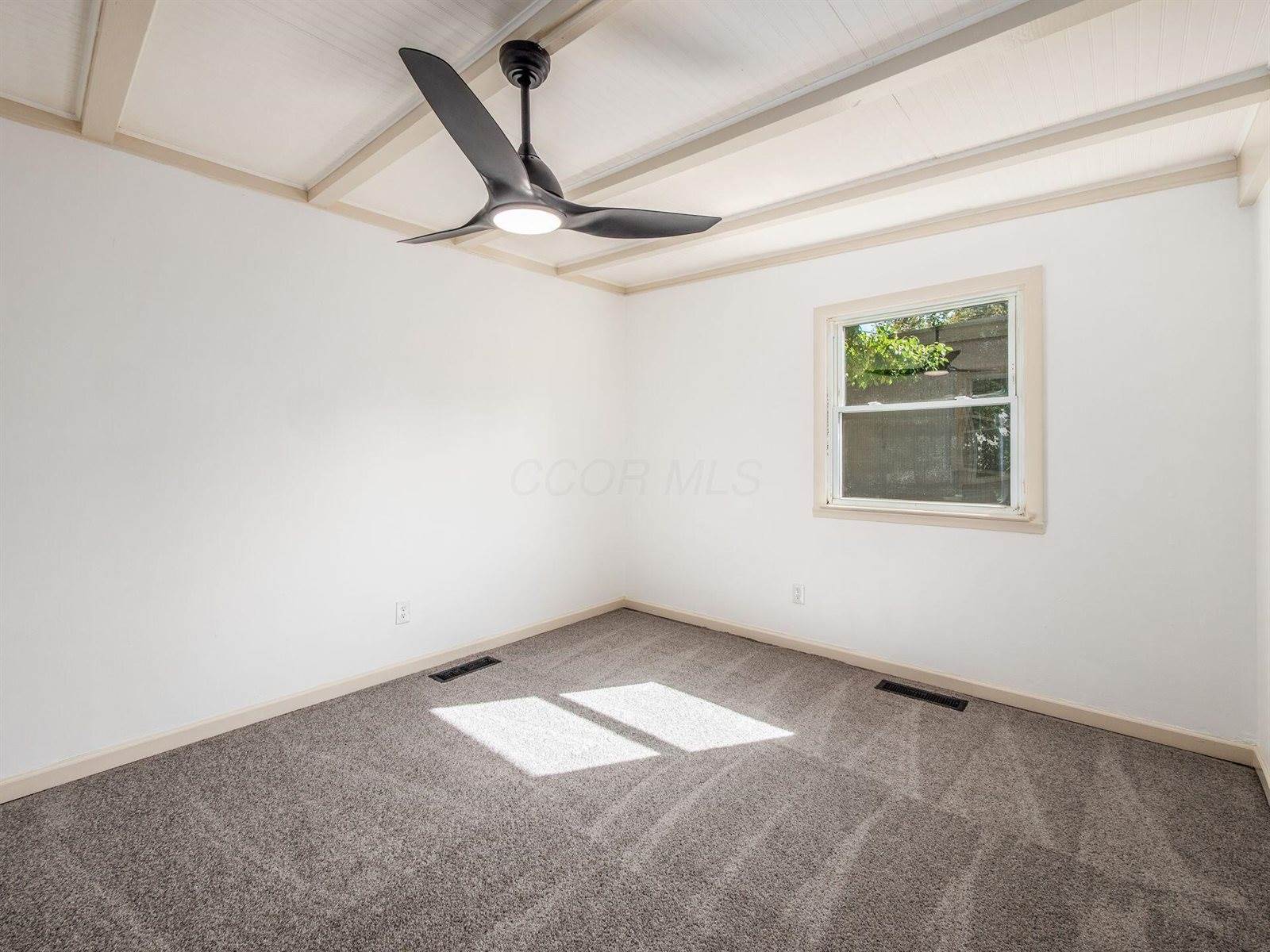 2458 Edgevale Road, Columbus, OH 43221