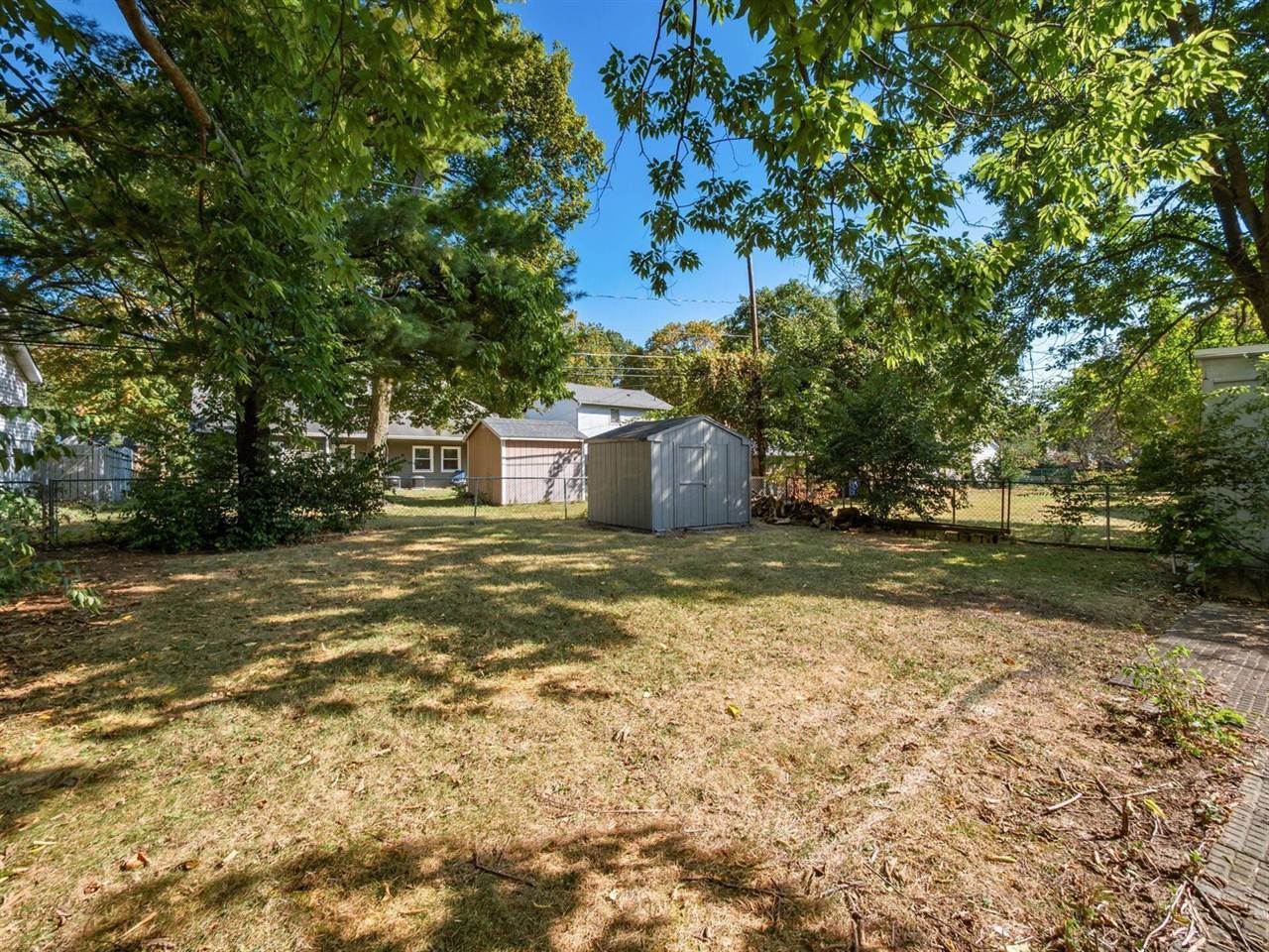 2458 Edgevale Road, Columbus, OH 43221