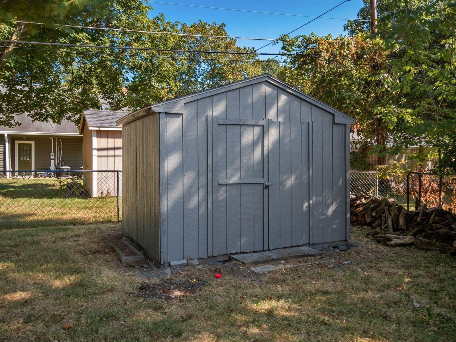 2458 Edgevale Road, Columbus, OH 43221