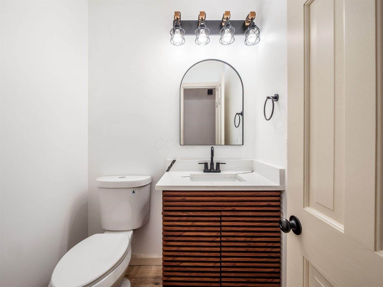 856 Cummington Road, Columbus, OH 43213