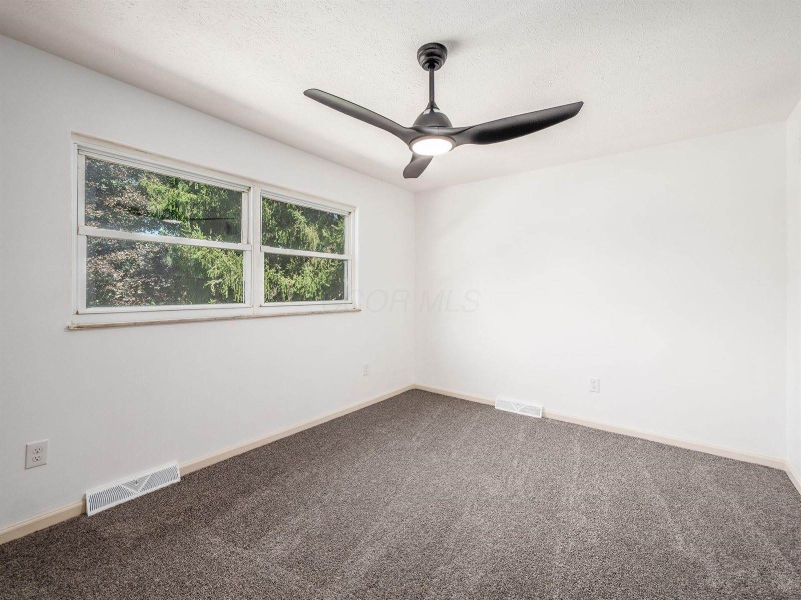 856 Cummington Road, Columbus, OH 43213