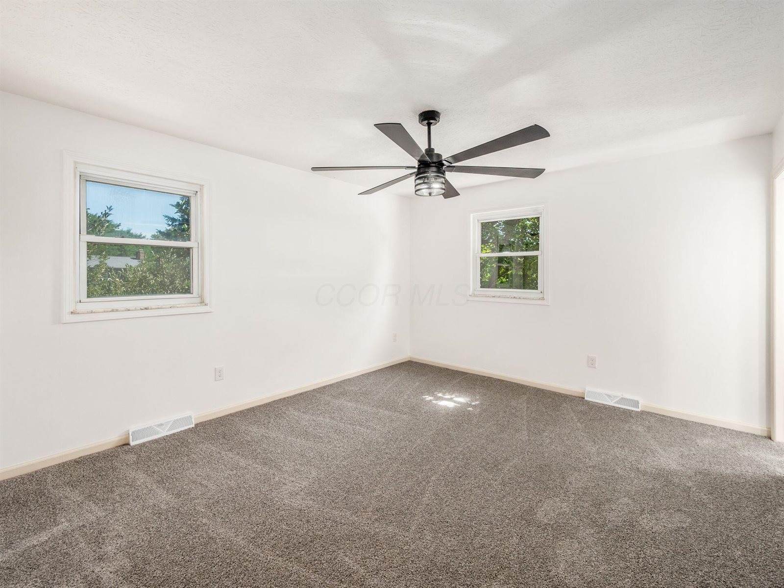 856 Cummington Road, Columbus, OH 43213