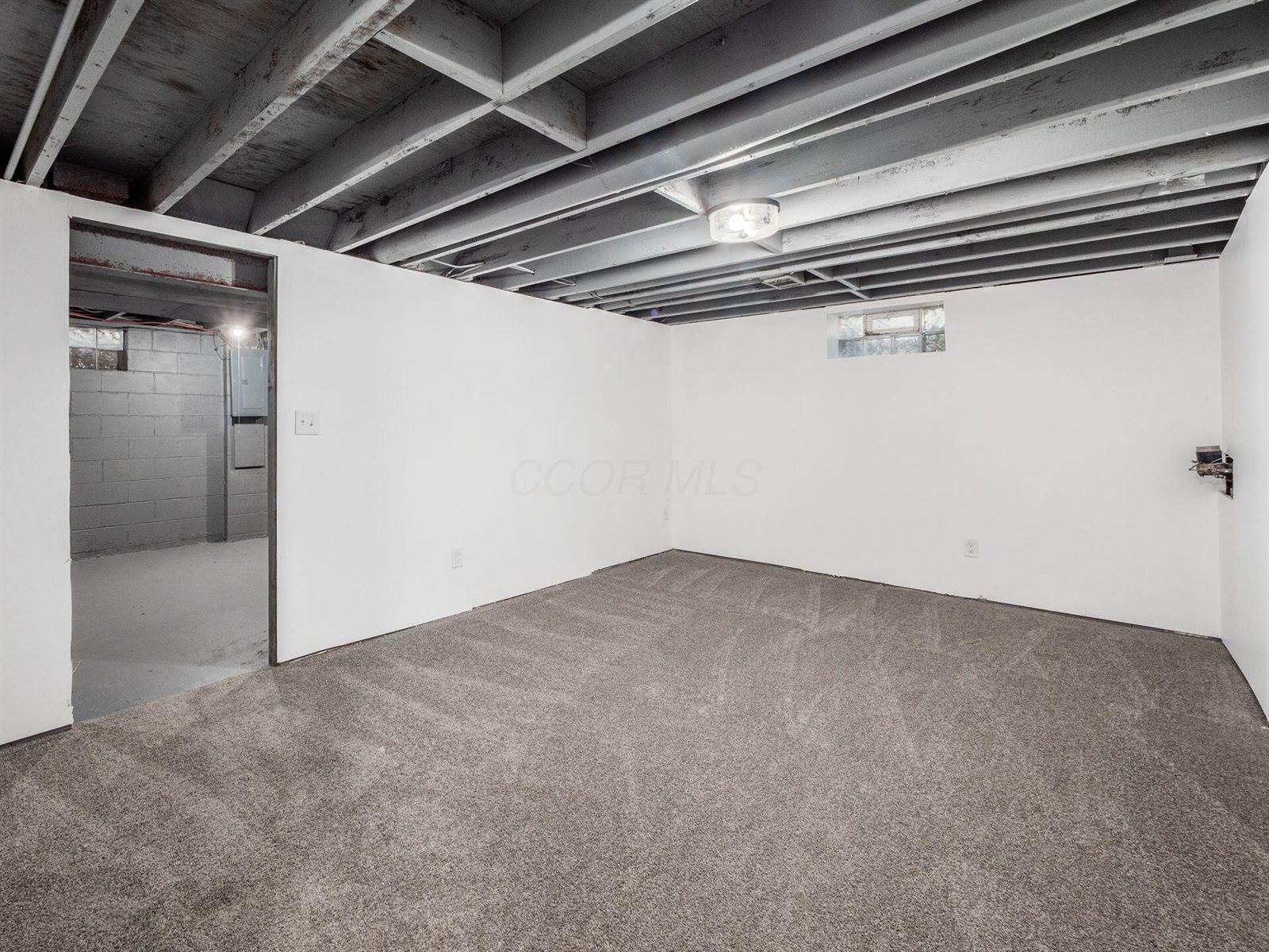 856 Cummington Road, Columbus, OH 43213