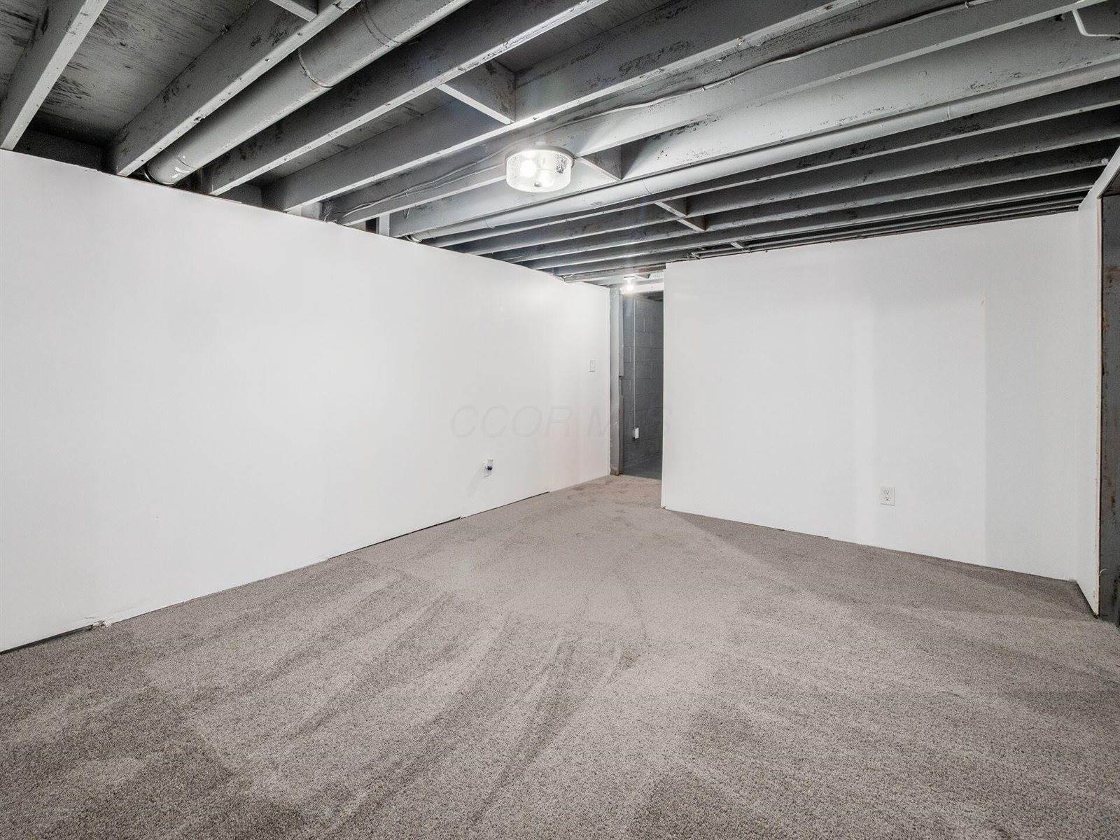 856 Cummington Road, Columbus, OH 43213