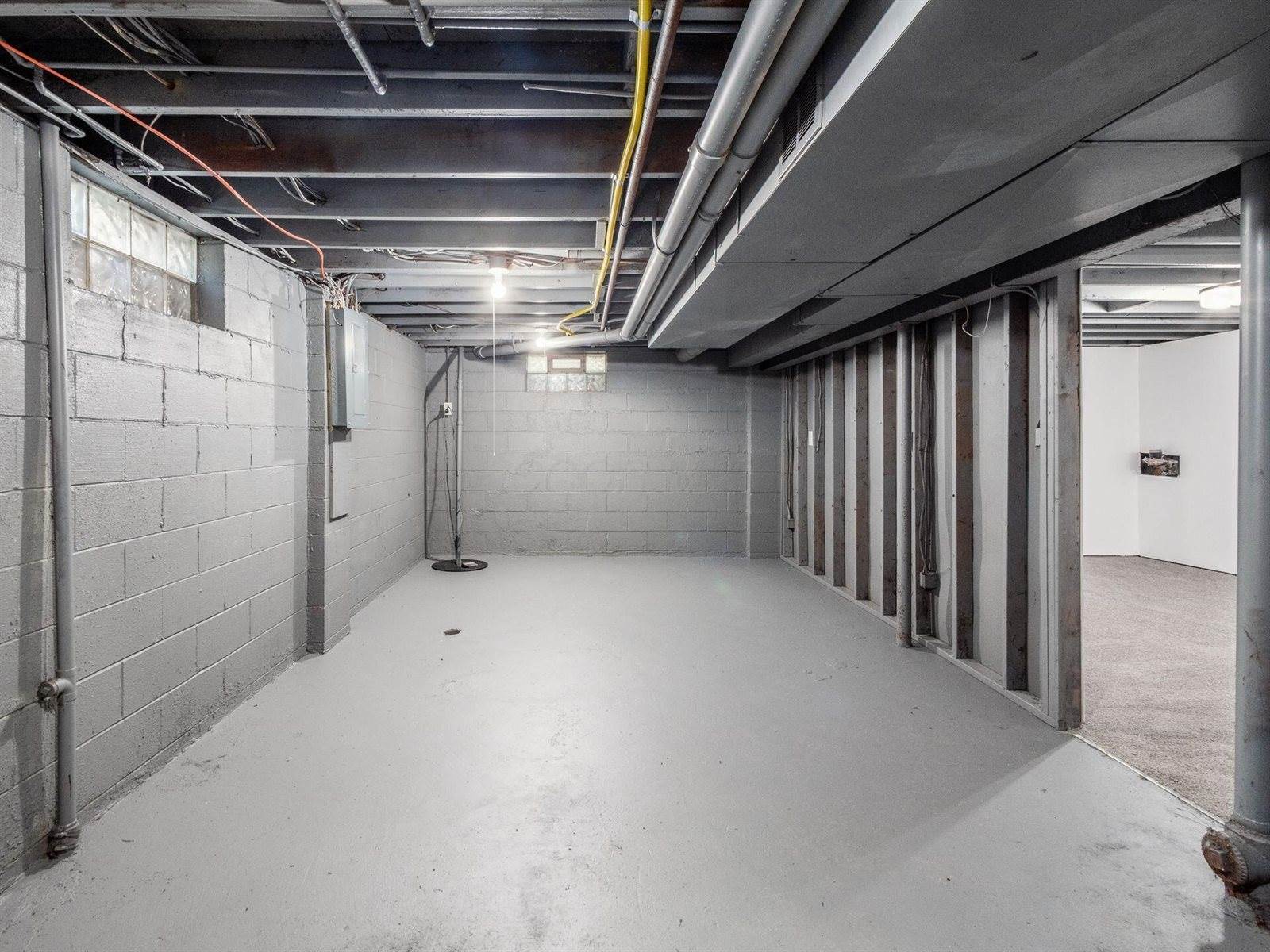 856 Cummington Road, Columbus, OH 43213