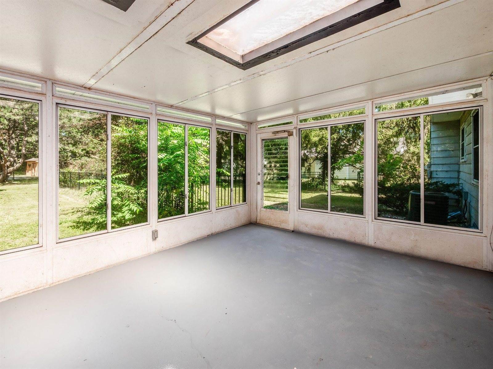 856 Cummington Road, Columbus, OH 43213