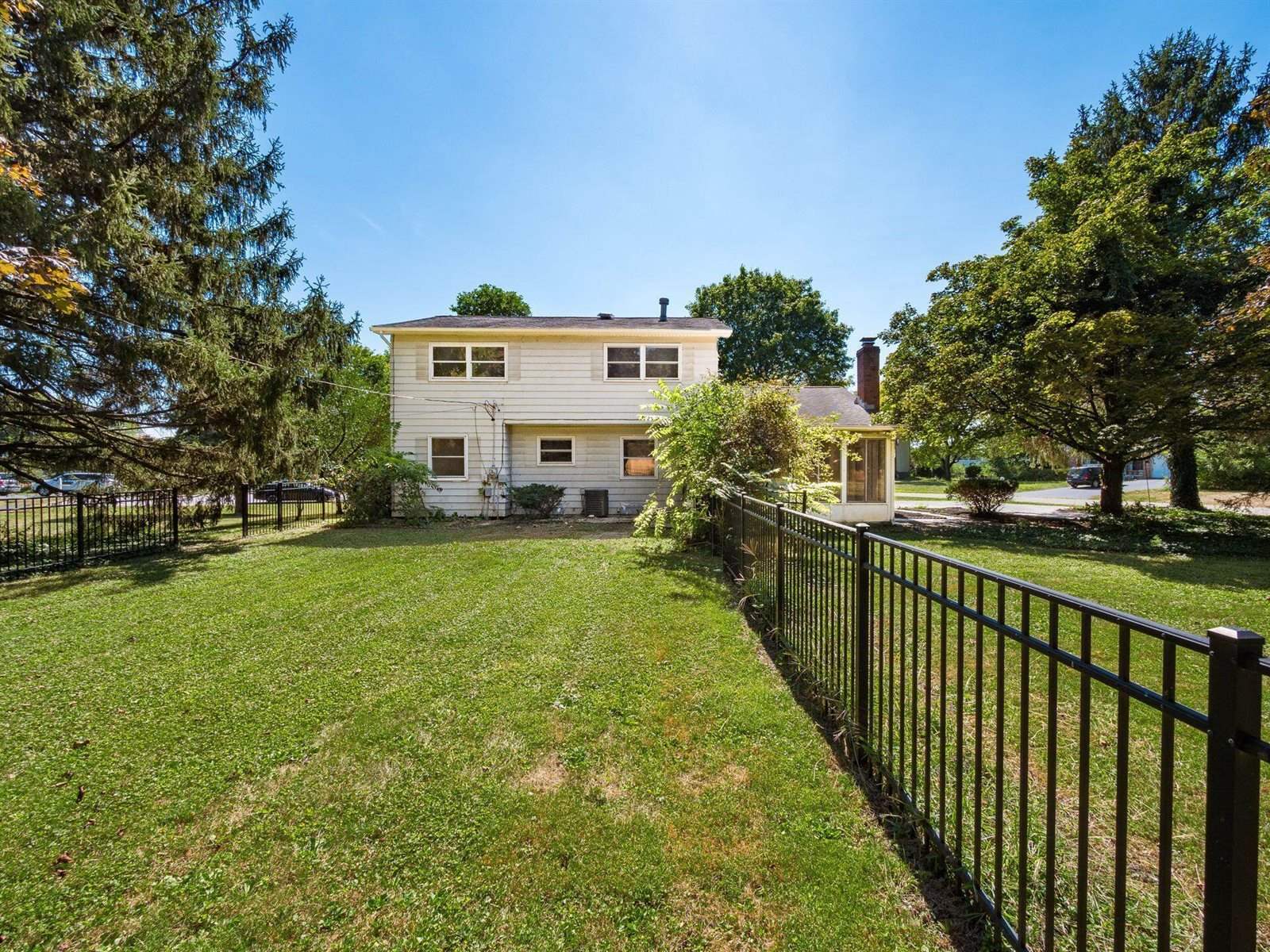 856 Cummington Road, Columbus, OH 43213