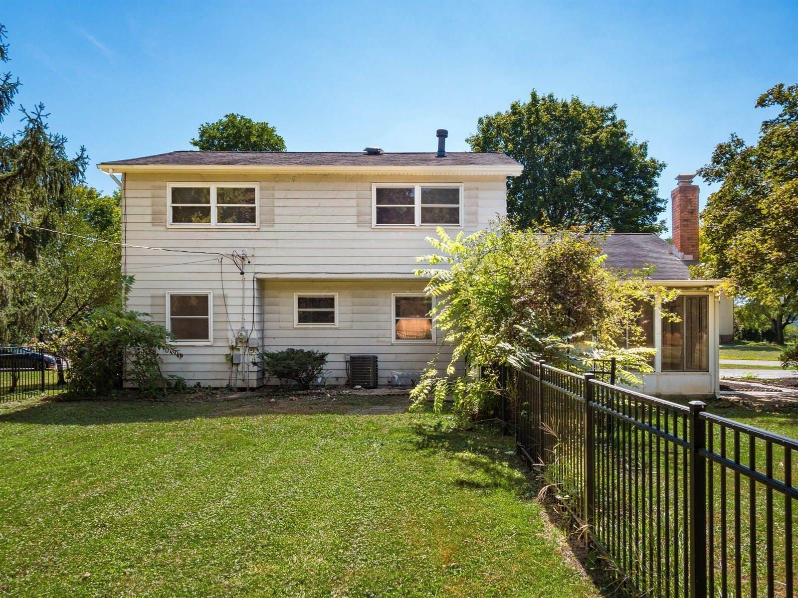 856 Cummington Road, Columbus, OH 43213